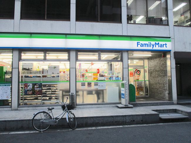 コンビニ　ファミリーマート 南船場一丁目店（コンビニ）まで167m