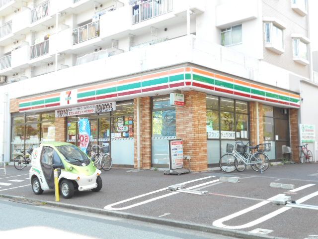 コンビニ　セブン-イレブン江戸川臨海町２丁目店（コンビニ）まで676m