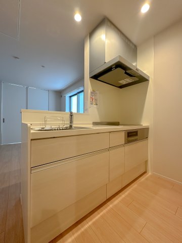 キッチン　別タイプのお部屋の写真です