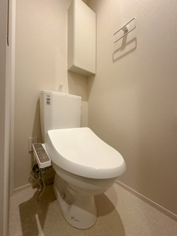 トイレ　別タイプのお部屋の写真です