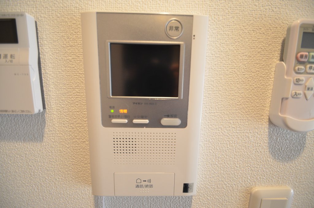 セキュリティ　カメラ付インターホン