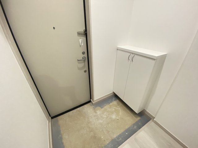 玄関　シューズボックスがありますので、玄関スペースを広く使えます。