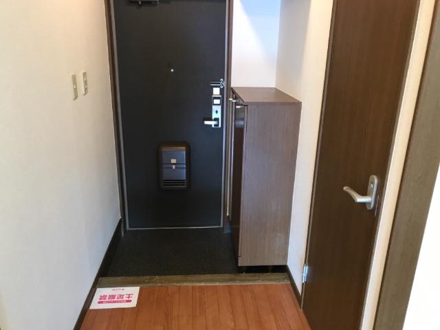 玄関　玄関