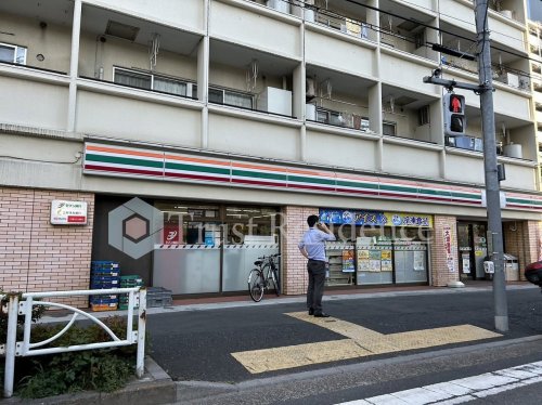 コンビニ　セブンイレブン 墨田八広北店（コンビニ）まで775m