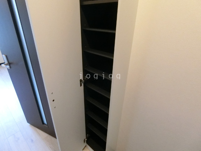 収納　靴箱