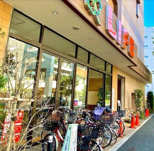 スーパー　ライフ 神田和泉町店（スーパー）まで147m