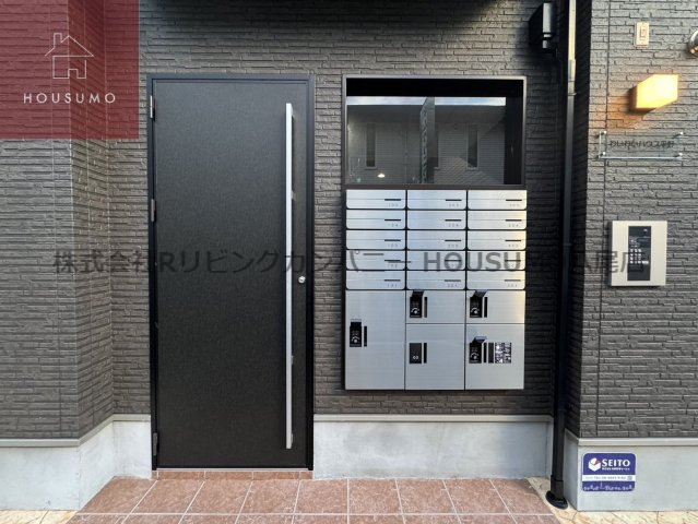 エントランス　建物の内部です