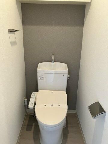 トイレ　写真は同タイプ住居です。