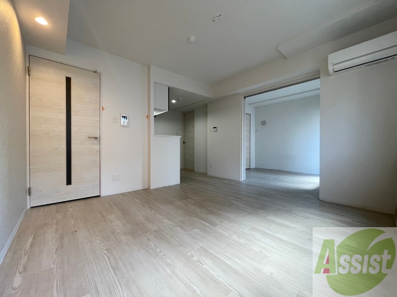 居室・リビング　広くてキレイなお部屋が広がっていて、充実した生活が送れそう。