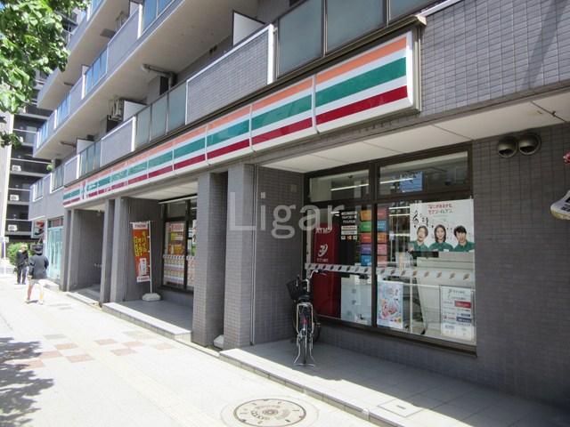 コンビニ　セブンイレブン板橋熊野町店（コンビニ）まで219m
