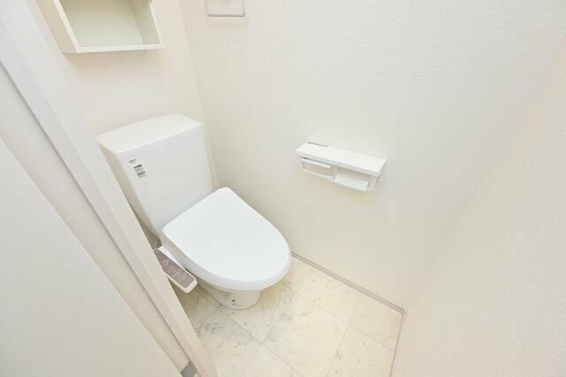 トイレ　コンパクトで使いやすいトイレです