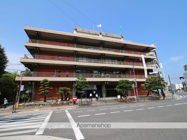 役所　枚方市役所（役所）まで375m