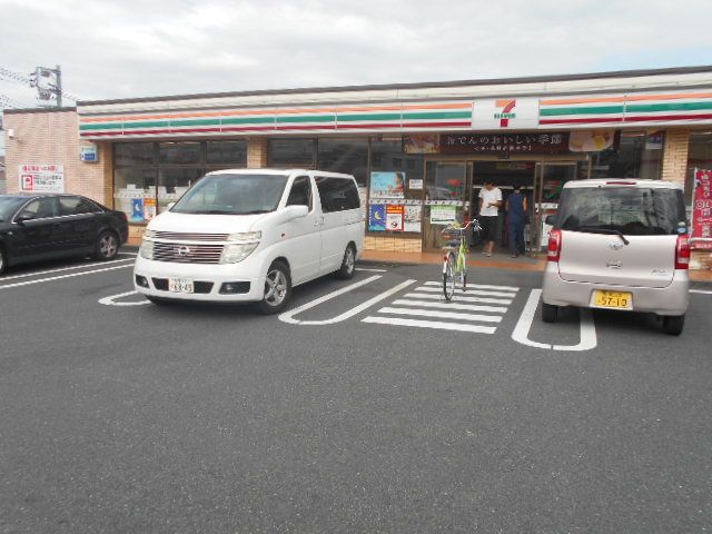 コンビニ　セブンイレブン座間立野台1丁目店（コンビニ）まで745m