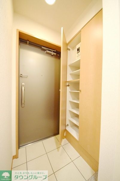 玄関　他部屋写真