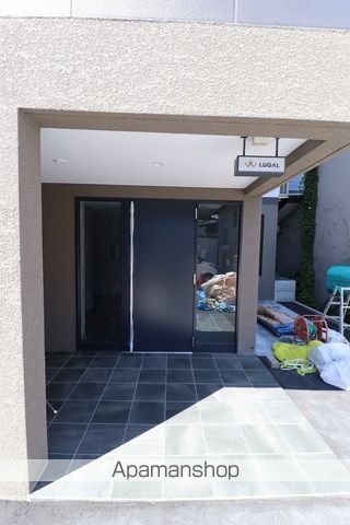 エントランス　エントランス