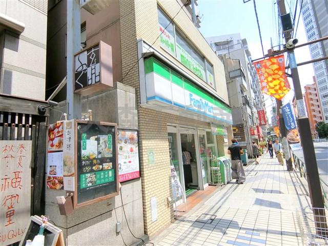 コンビニ　ファミリーマート東大井店（コンビニ）まで75m