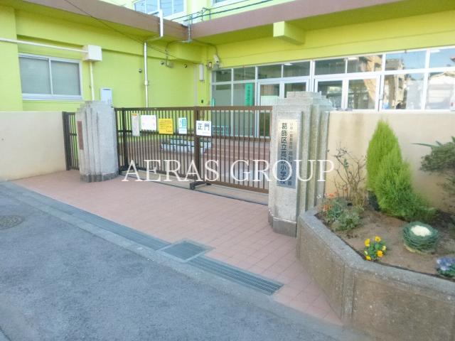 小学校　葛飾区立高砂小学校（小学校）まで567m