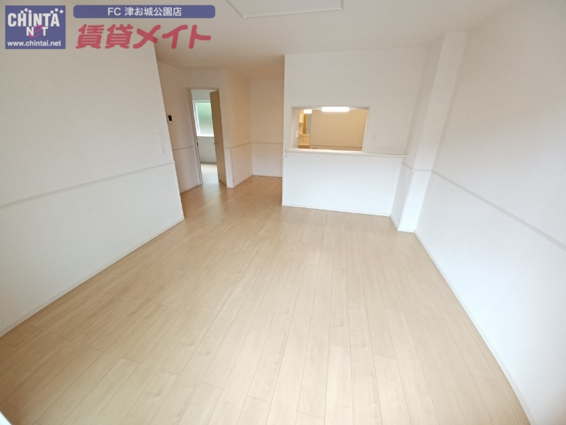 居室・リビング　同型画像参考