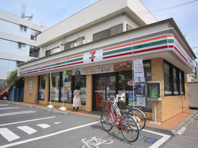 コンビニ　セブンイレブン市川宝店（コンビニ）まで422m