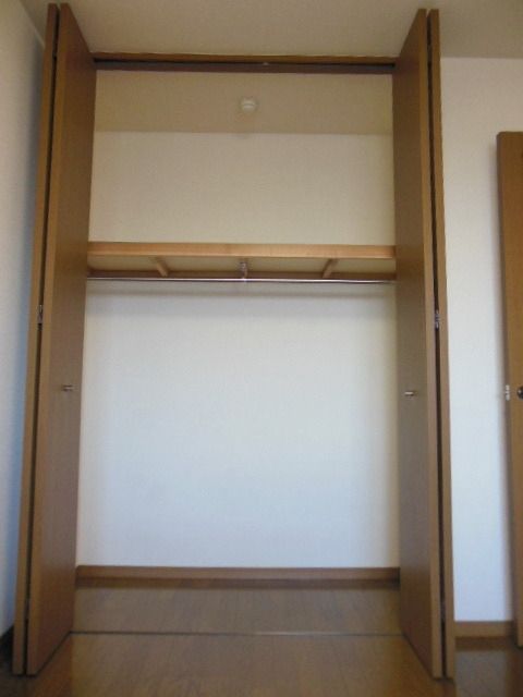 収納　★ハンガーの掛けられるクローゼット★