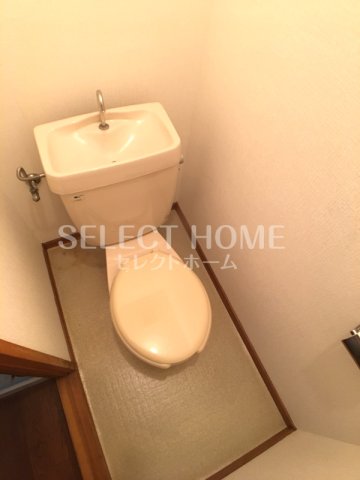 トイレ　清潔感のあるトイレです