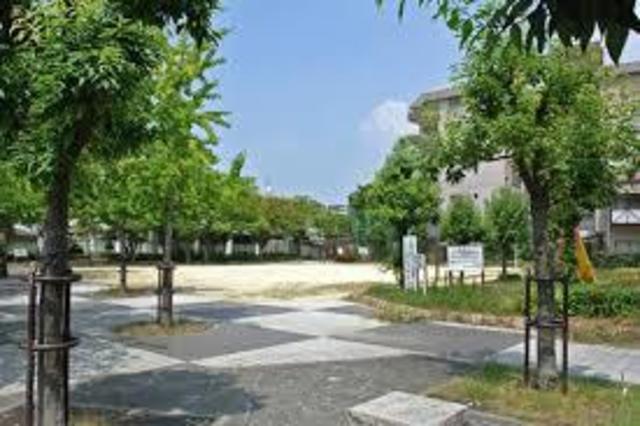 公園　中津公園（公園）まで680m
