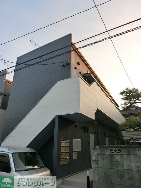 建物外観　デザイナーズアパート