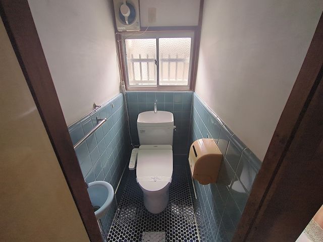 太秦組石町貸家のトイレ写真