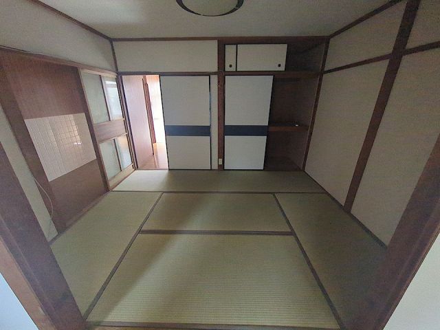 太秦組石町貸家の居間写真