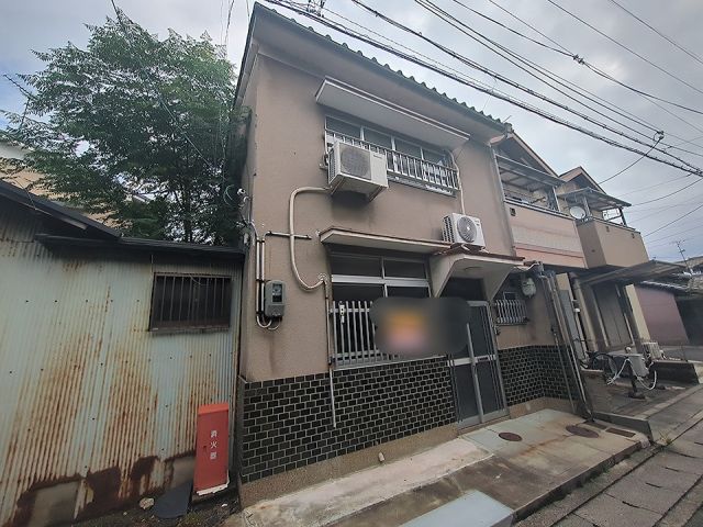 太秦組石町貸家の外観写真