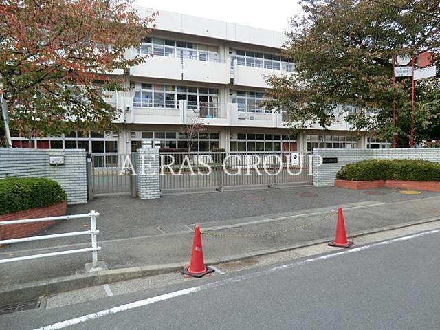 小学校　横浜市立いぶき野小学校（小学校）まで824m