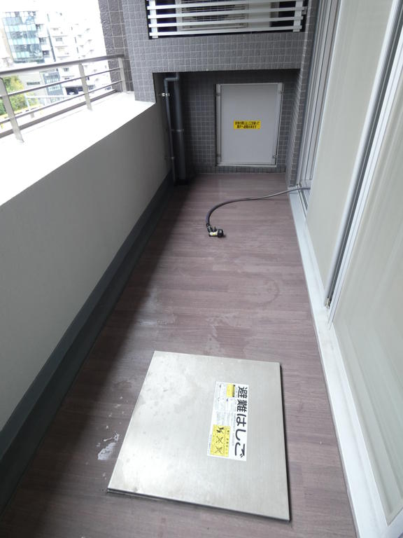 バルコニー　※別部屋の参考写真です。