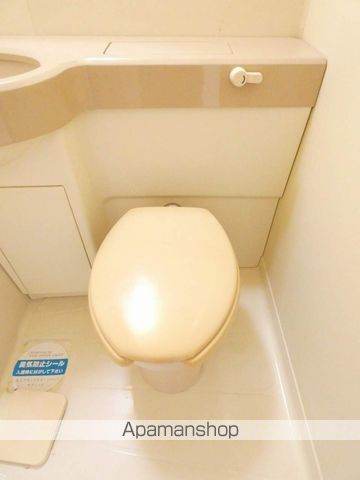 ＪＲ東海道本線 浜松駅 バス乗車時間：15分 最寄りバス停で下車 徒歩4分 4階建 築34年のトイレ写真