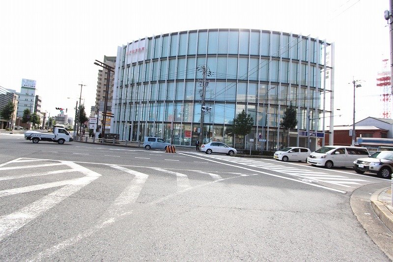 銀行　瀬戸信用金庫熱田支店（銀行）まで353m