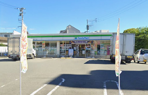 コンビニ　ファミリーマート 福岡原田一丁目店（コンビニ）まで156m