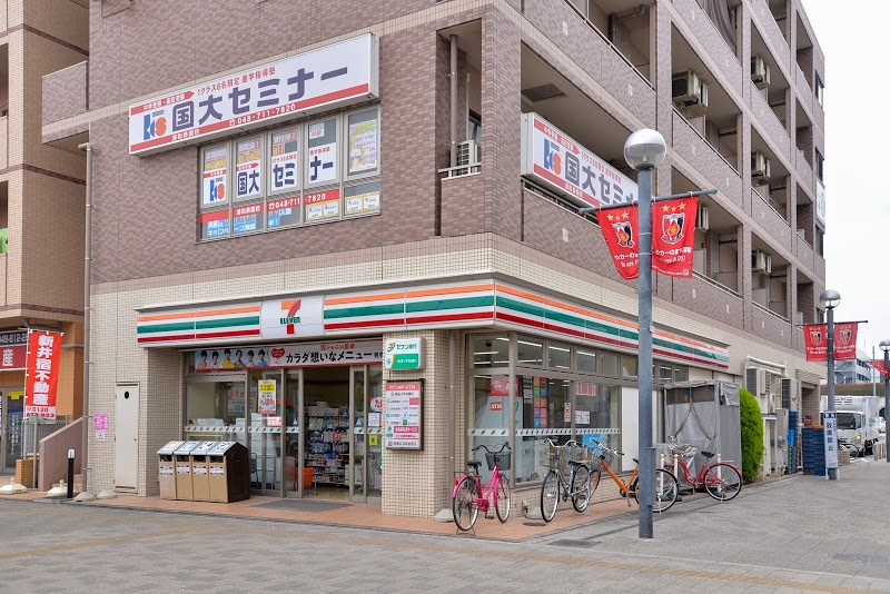 埼玉高速鉄道 浦和美園駅 徒歩9分 3階建 築1年の周辺写真