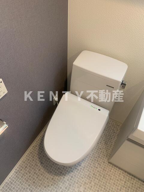 トイレ　シンプルで使いやすいトイレです