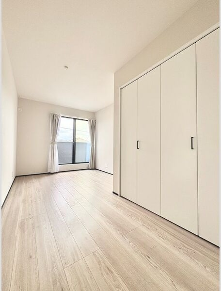 亀崎高根町6丁目戸建の内装写真