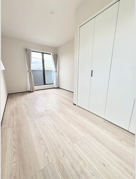 亀崎高根町6丁目戸建の内装写真
