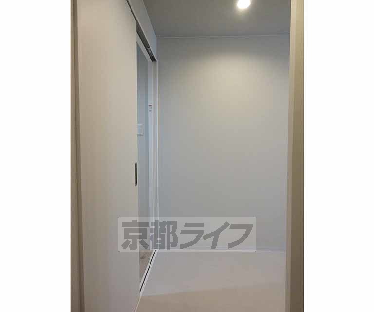 その他部屋・スペース　開放感のある廊下です