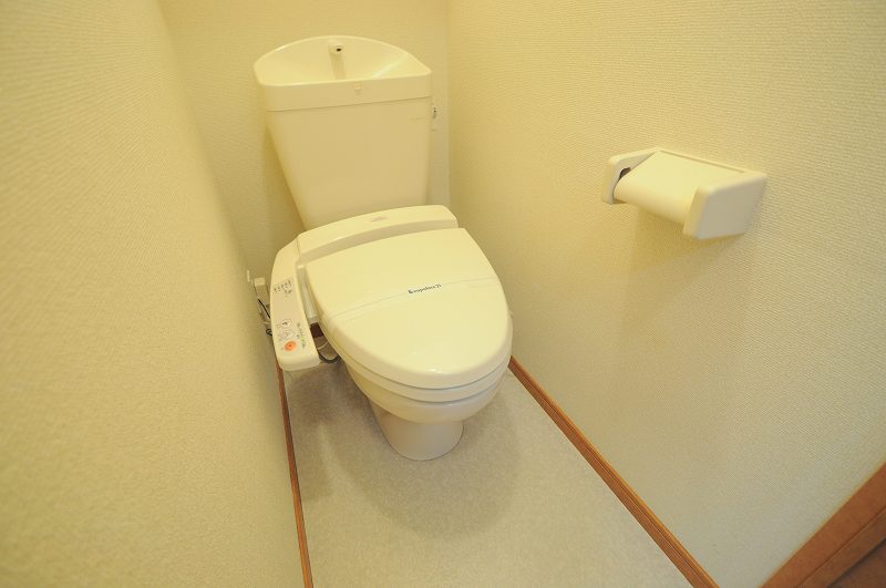その他　温水洗浄便座完備！