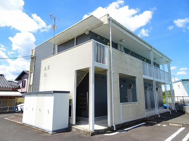 建物外観　最上階の角部屋、電子キー搭載◇即入居可能で内見も可能です♪