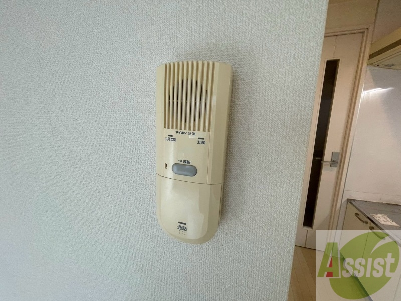 セキュリティ　インターホンです。来客者を確認できるので安心！