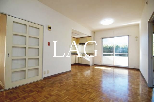 居室・リビング　洋室のお部屋です。