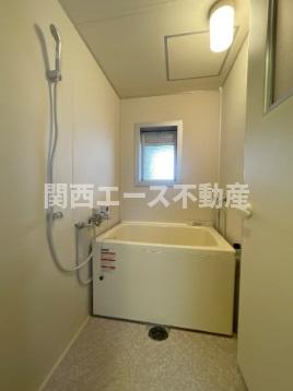 ＪＲ東海道本線 千里丘駅 徒歩31分 14階建 築48年の風呂写真