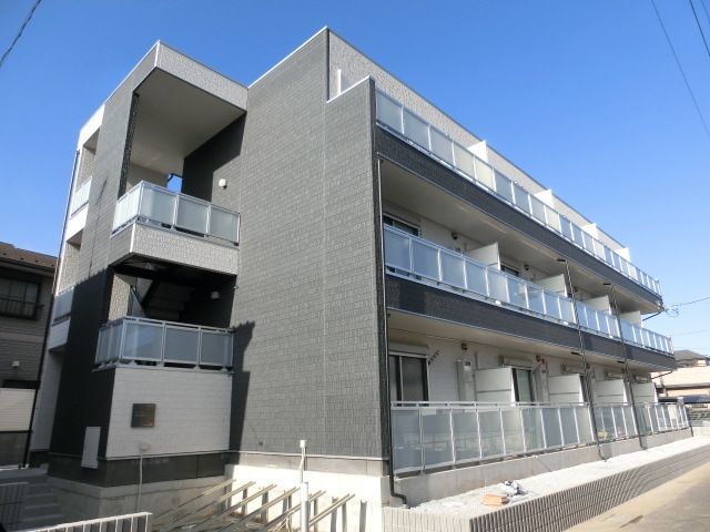 建物外観　2017年12月築のマンションです。