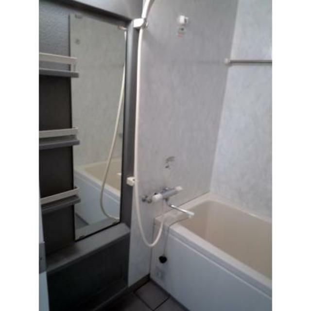 バス・シャワールーム　※写真は同タイプ住戸です。