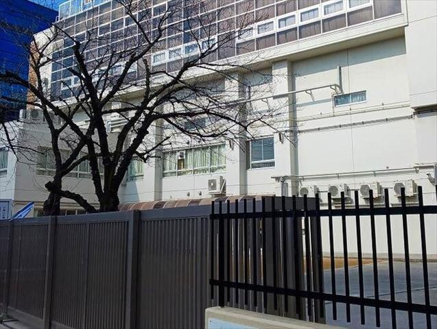 小学校　荒川区立第三日暮里小学校（小学校）まで350m