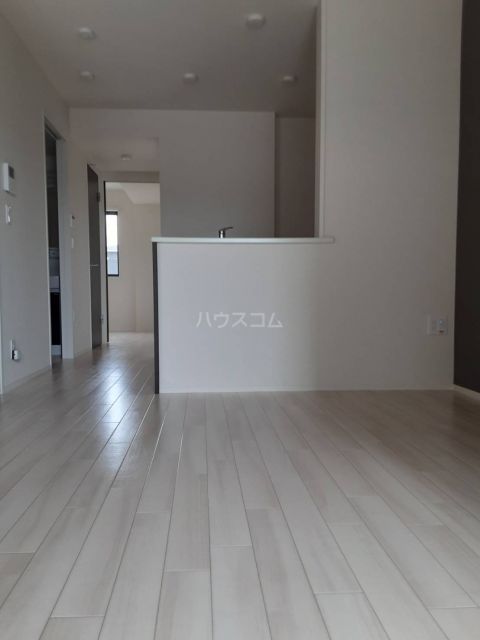 ユニゾン フォレストの居間写真