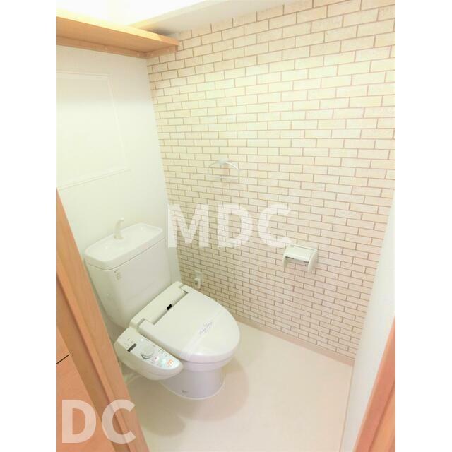 ＪＲ徳島線 蔵本駅 徒歩28分 7階建 築21年のトイレ写真